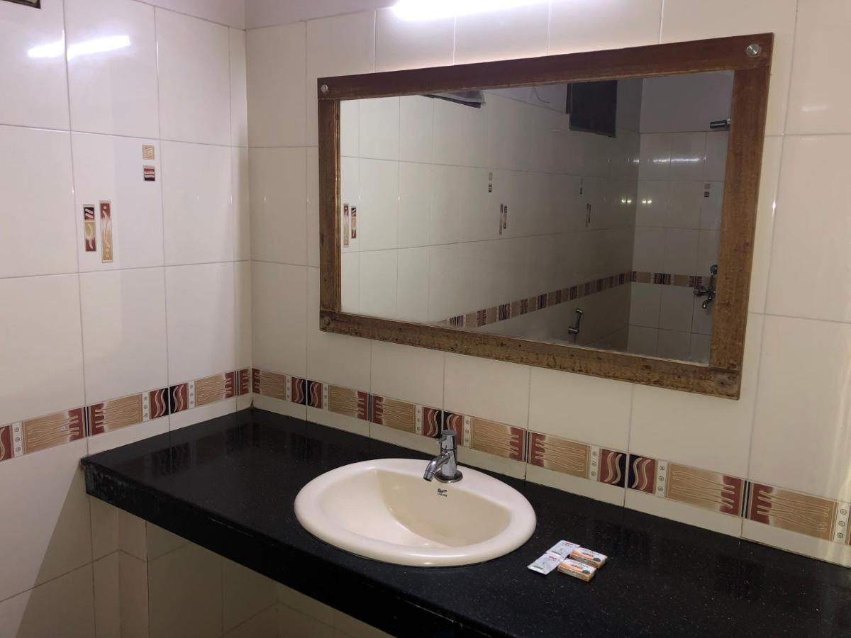 New Cape Hotel Kanyakumari Eksteriør bilde