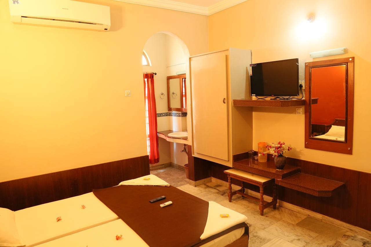 New Cape Hotel Kanyakumari Eksteriør bilde