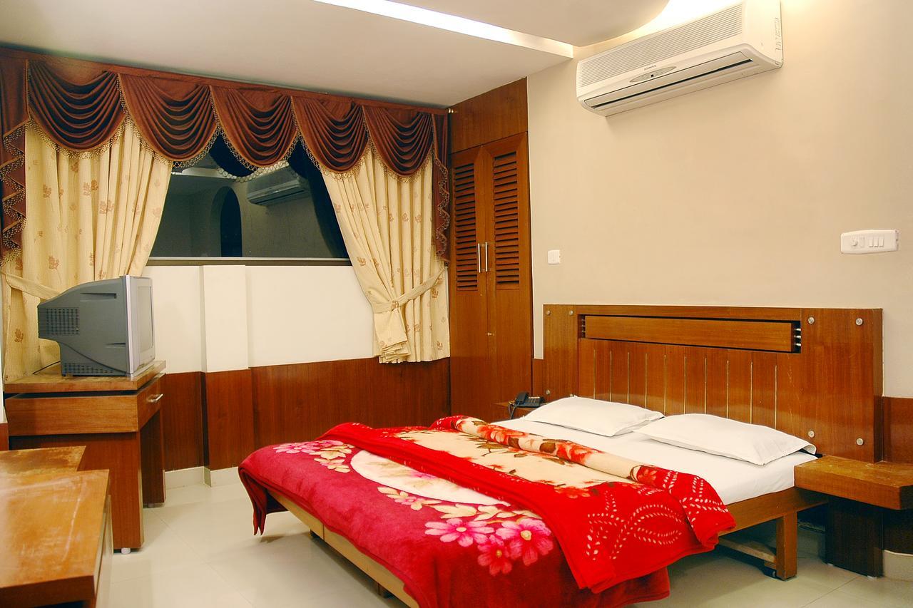 New Cape Hotel Kanyakumari Eksteriør bilde